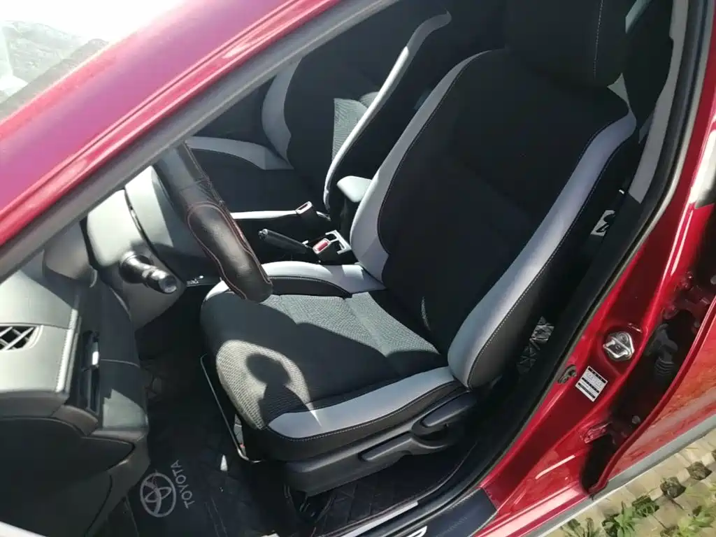Toyota Yaris L 2020 — фото 15