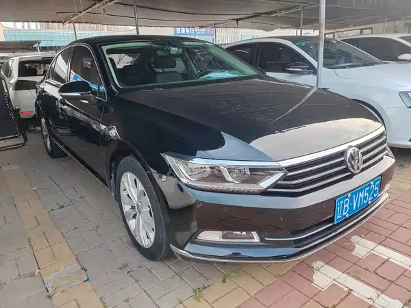 Volkswagen Magotan 2016