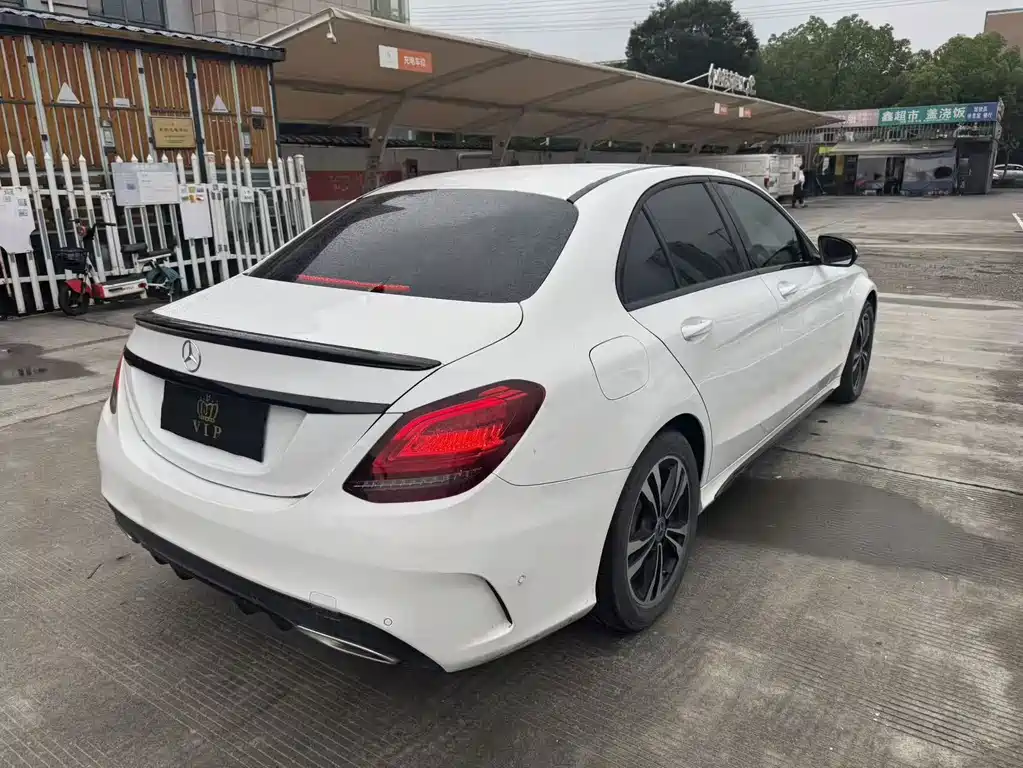 Mercedes-Benz C-Class 2020