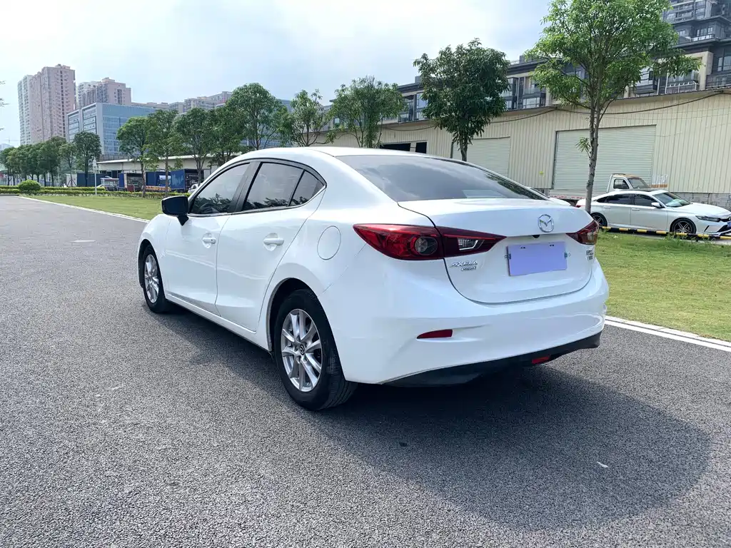 Mazda 3 Axela 2017