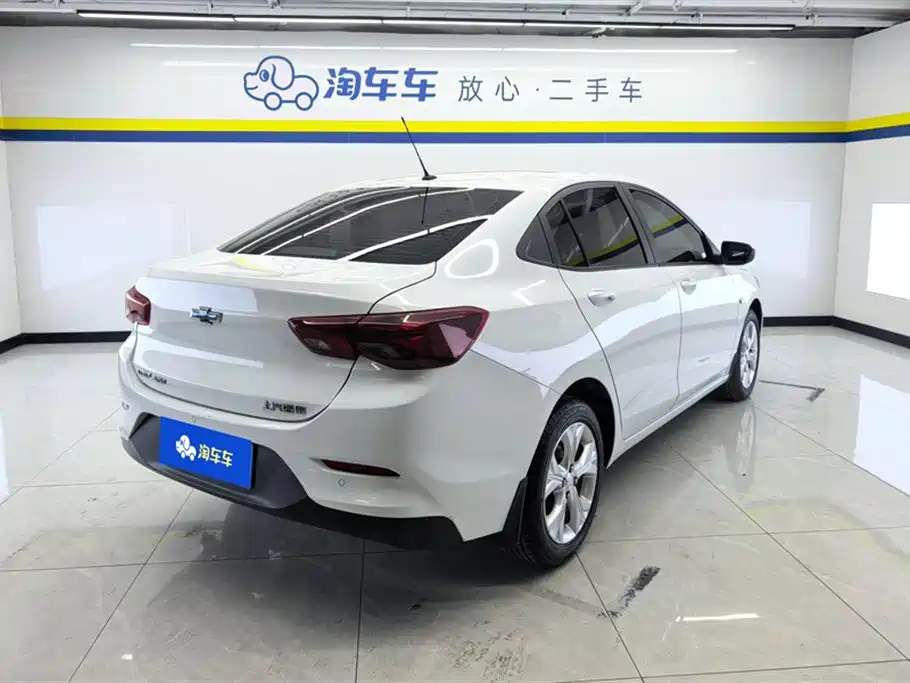 Chevrolet Cavalier 2020 — фото 3