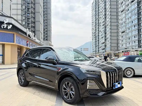 Hongqi HS5 2023