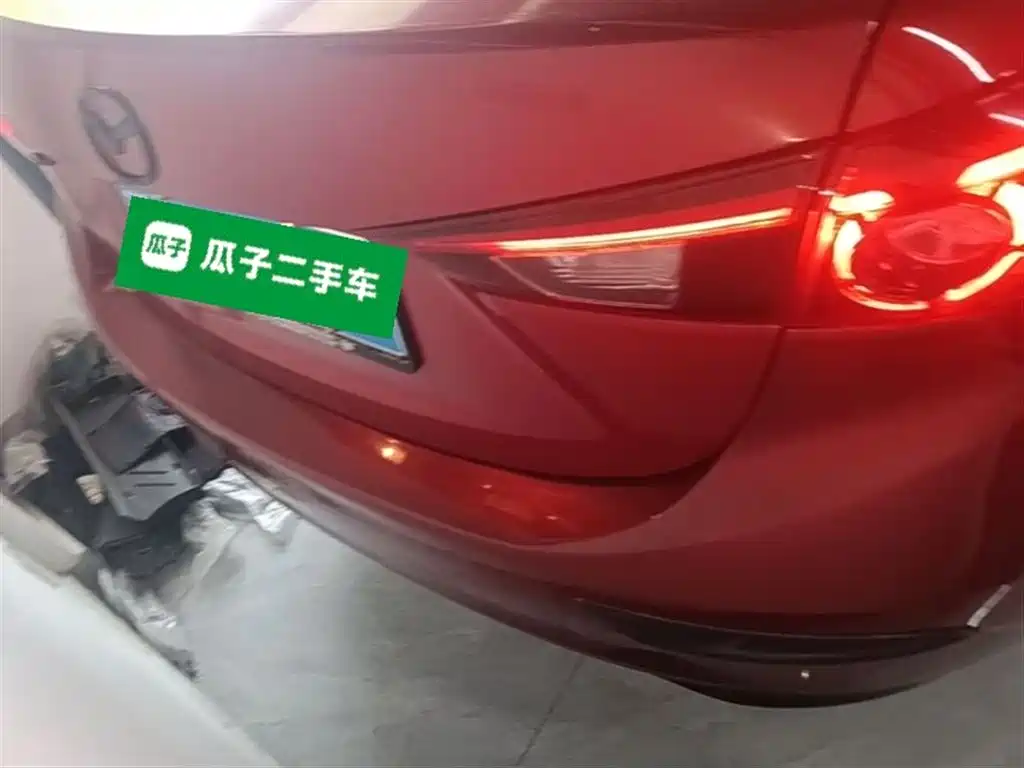 Mazda 3 Axela 2017 — фото 6