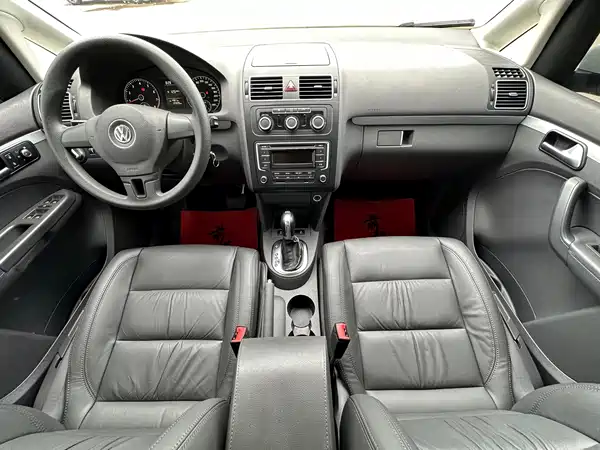 Volkswagen Touran 2015
