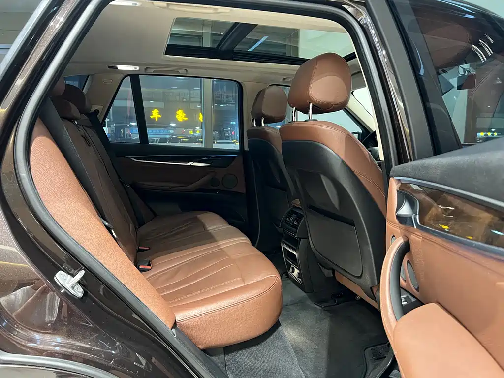 BMW X5 2017 — фото 14
