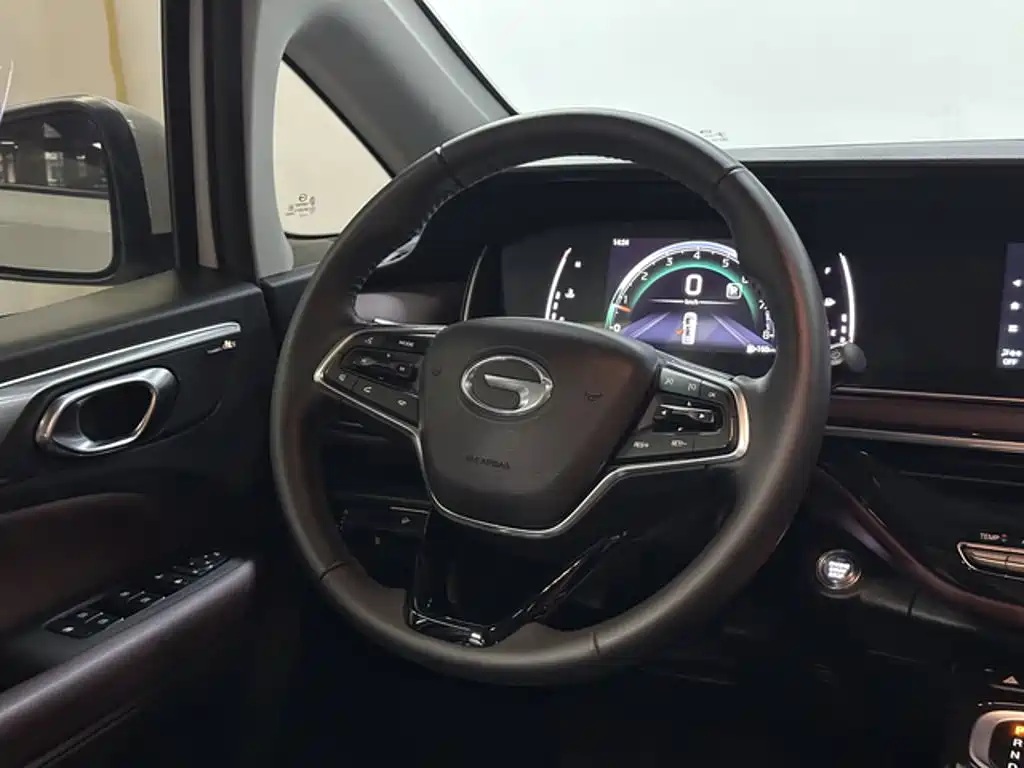 GAC Trumpchi M6 2024 — фото 16