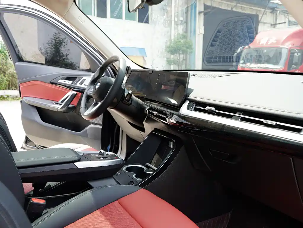 BMW X1 2024 — фото 10