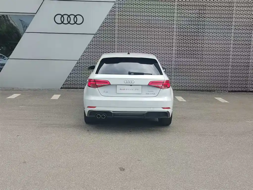 Audi A3 2020 — фото 17