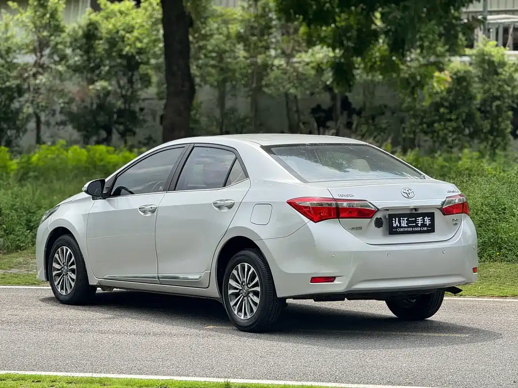 Toyota Corolla 2019 — фото 6