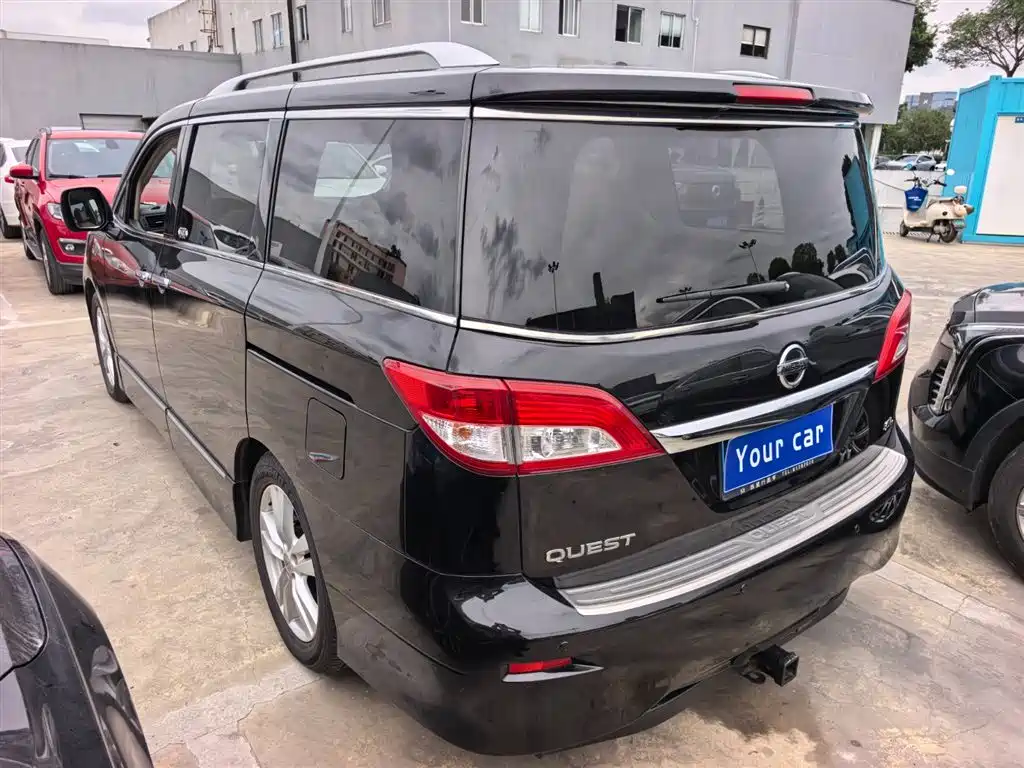 Nissan Quest 2017