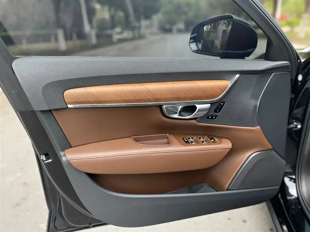 Volvo S90 2023 — фото 20