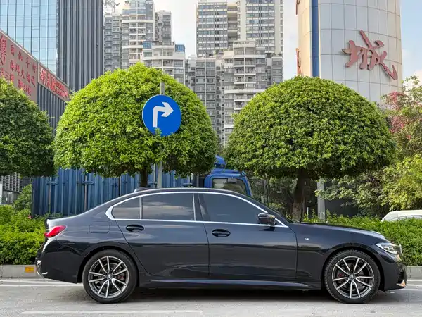 BMW 3 Series 2020