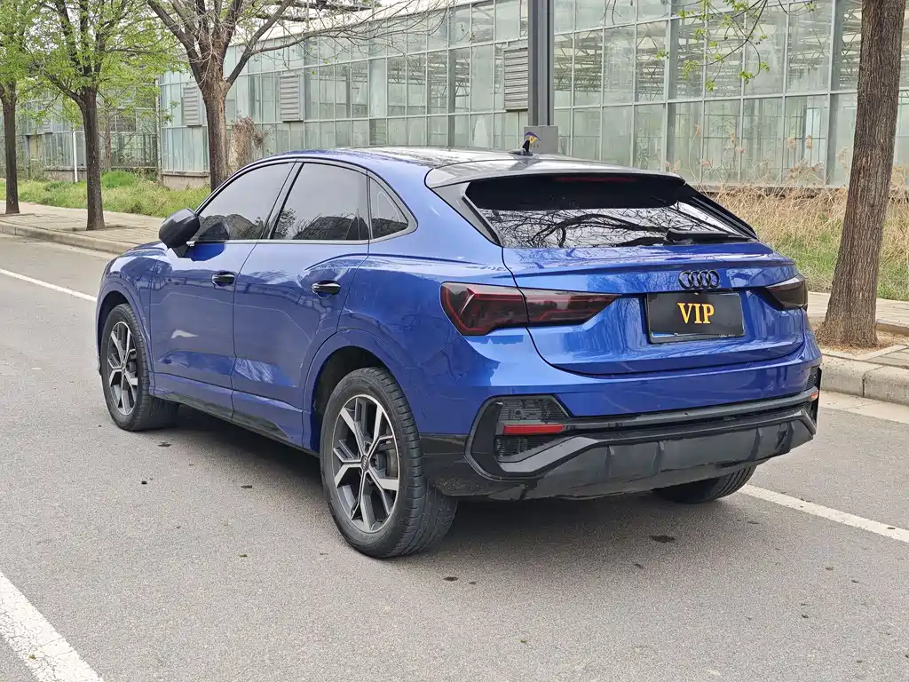 Audi Q3 Sportback 2021 — фото 8