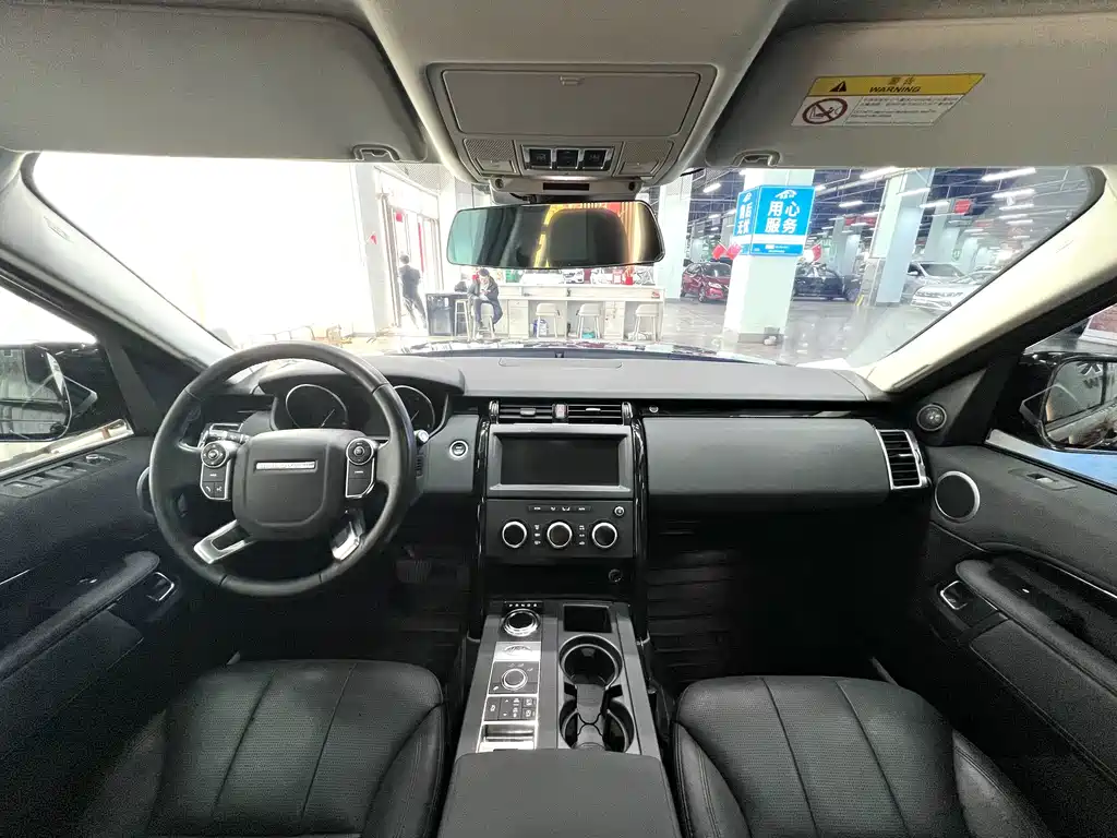 Land Rover Discovery 2018 — фото 10