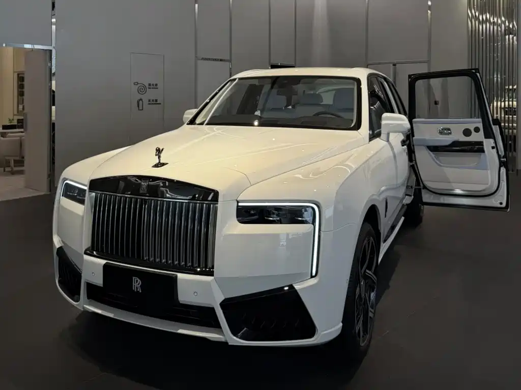 Rolls-Royce Cullinan — фото 2