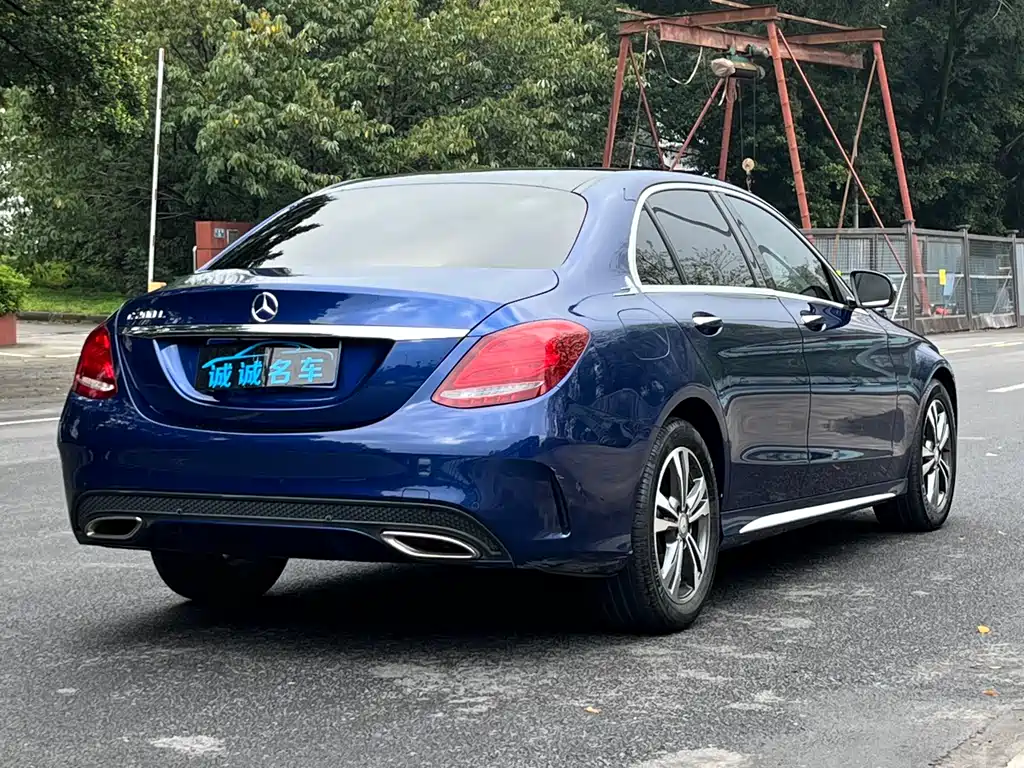 Mercedes-Benz C-Class 2018 — фото 9