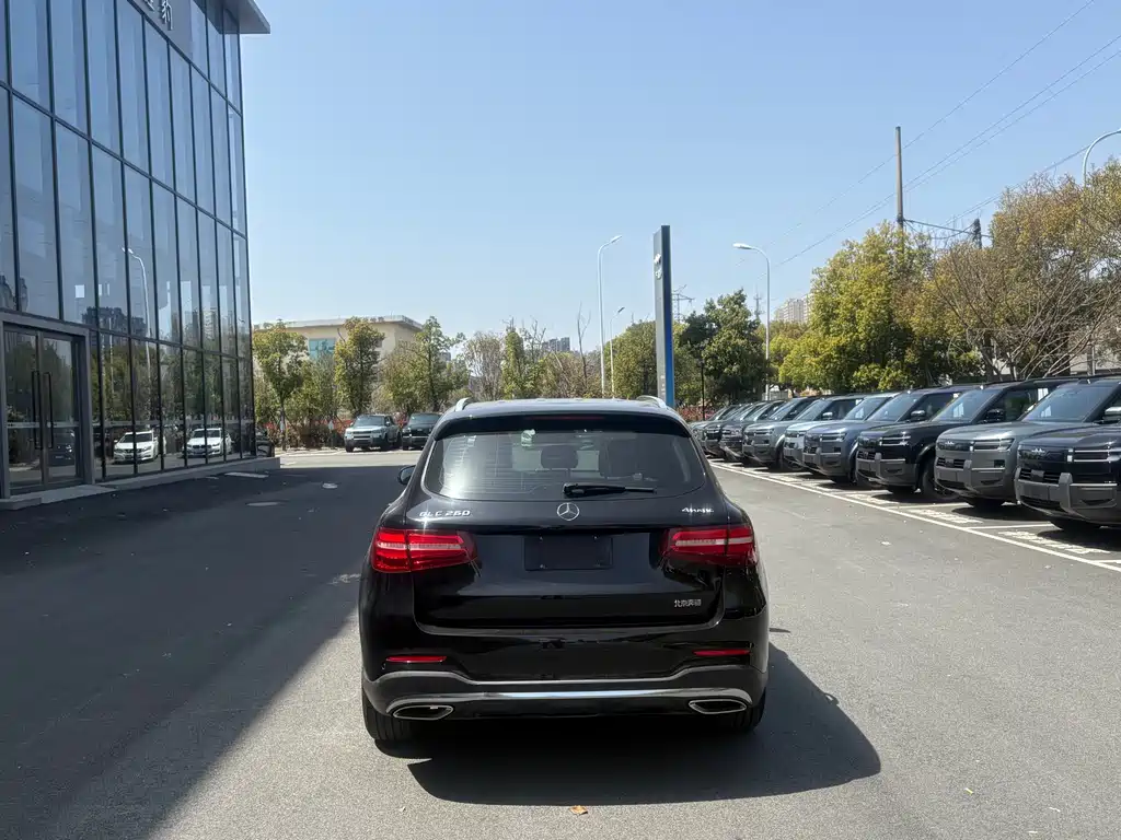 Mercedes-Benz GLC 2019 — фото 15