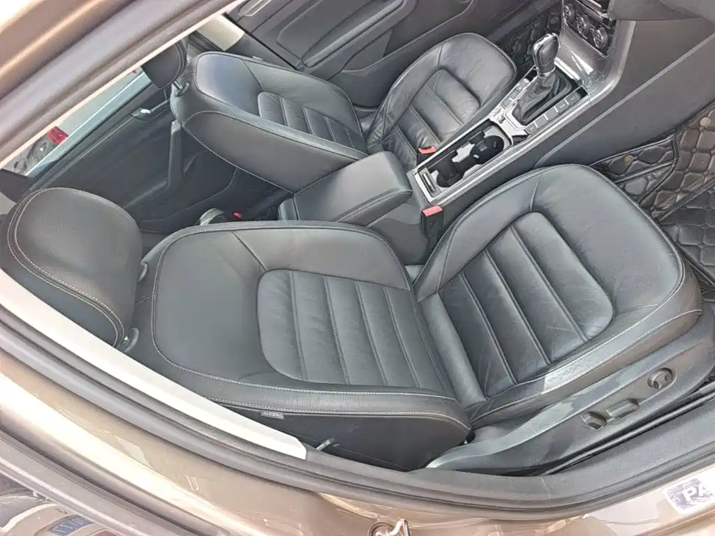 Volkswagen Passat 2017 — фото 25