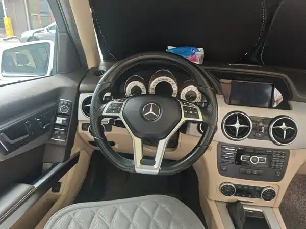 Mercedes-Benz GLK-Class 2015
