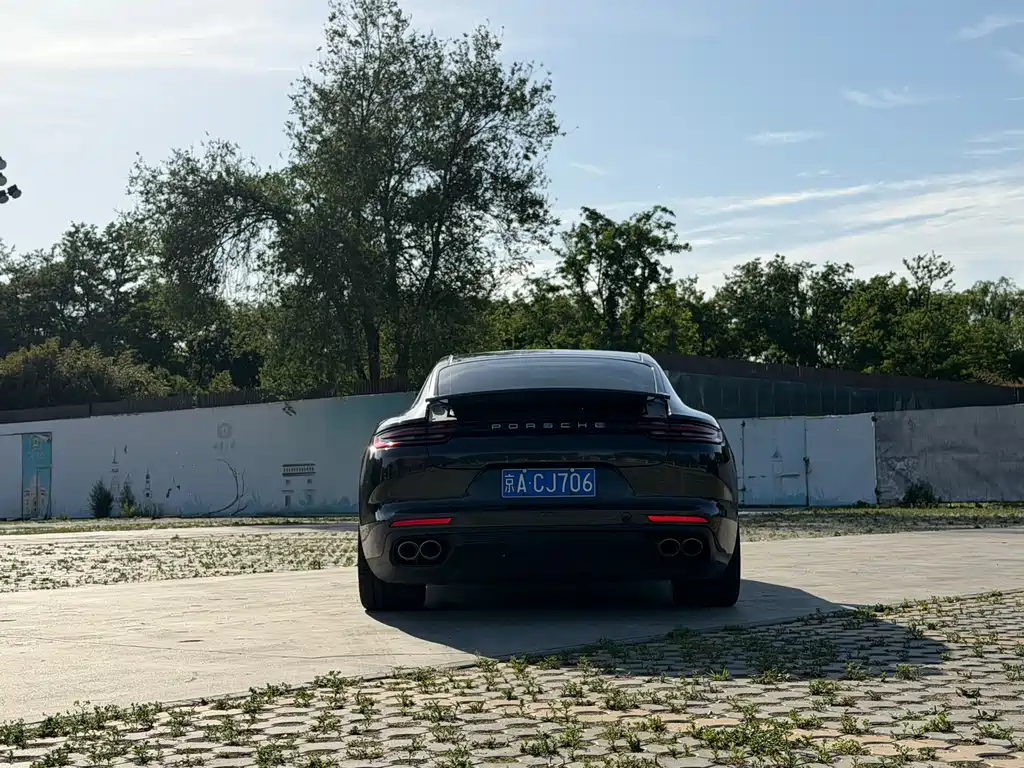 Porsche Panamera 2019 — фото 6