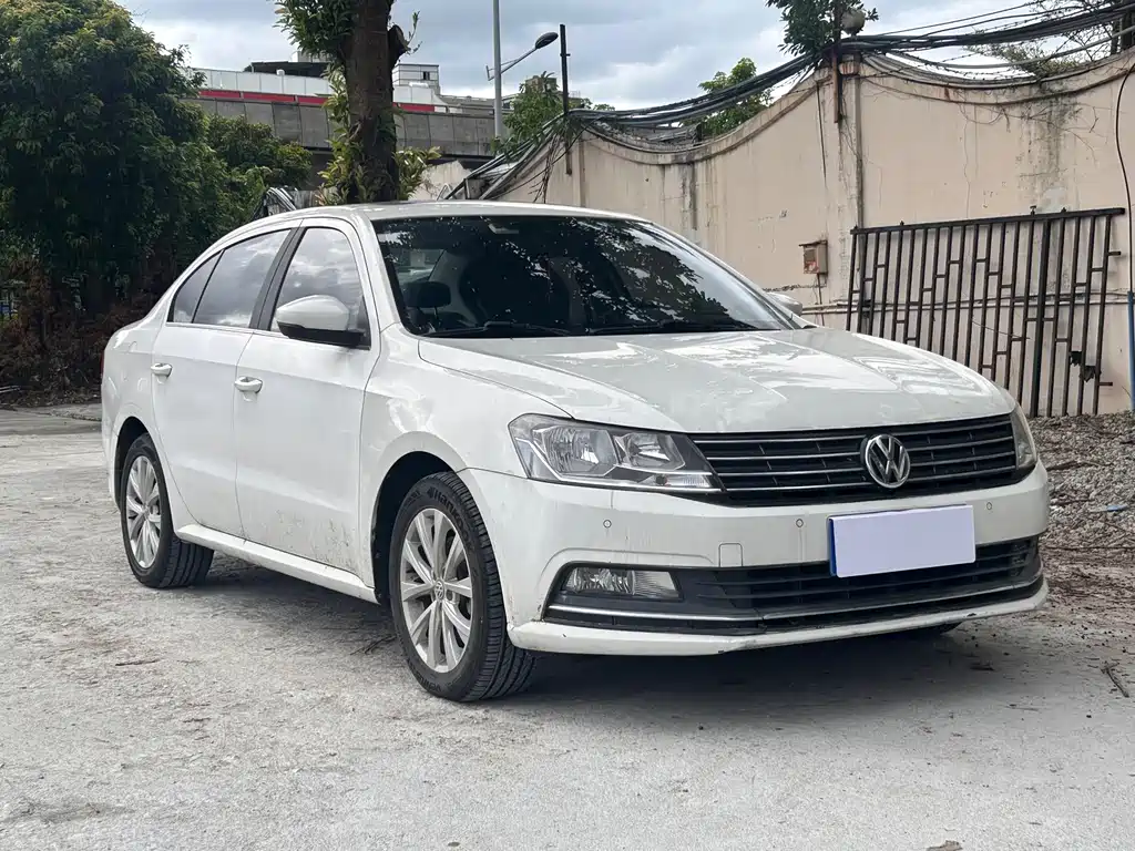 Volkswagen Lavida 2016