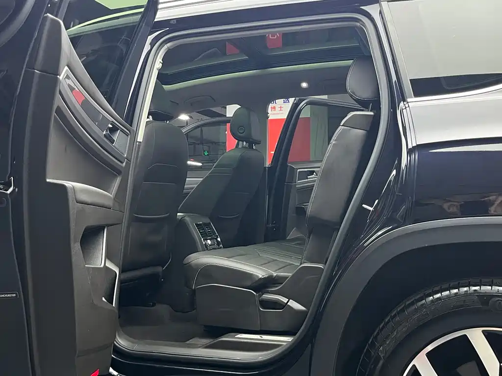 Volkswagen Teramont 2018 — фото 15