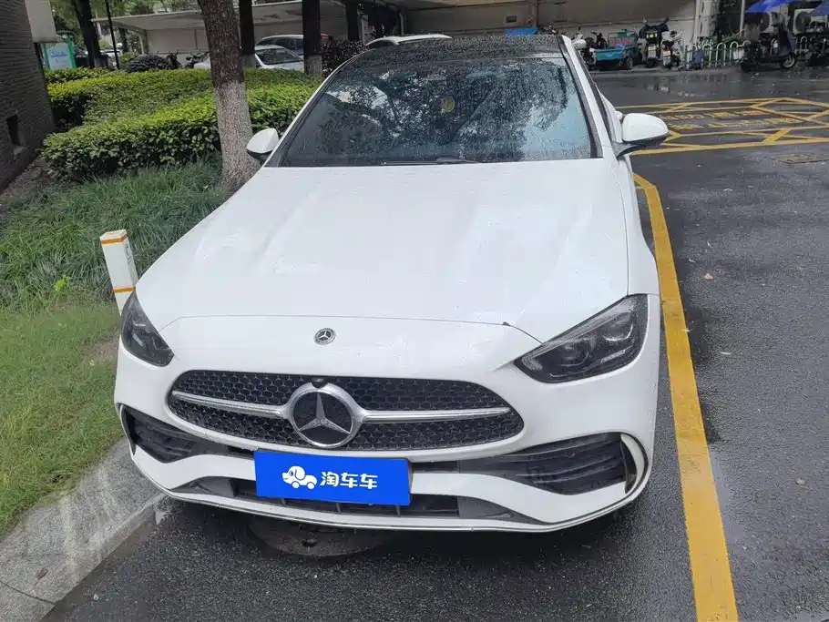 Mercedes-Benz C-Class 2022