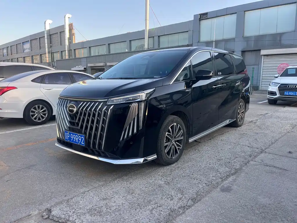 GAC Motor Trumpchi M8 2023 — фото 1