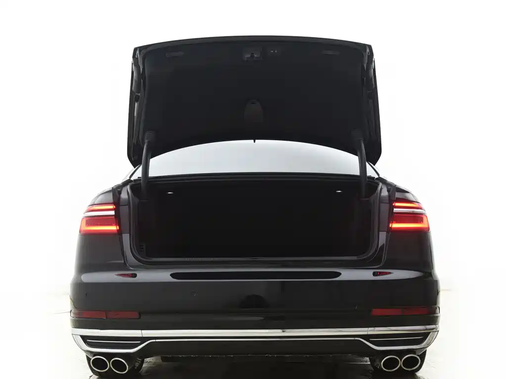 Audi A8 2021