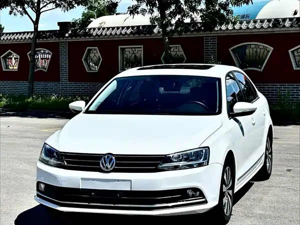 Volkswagen Sagitar 2019