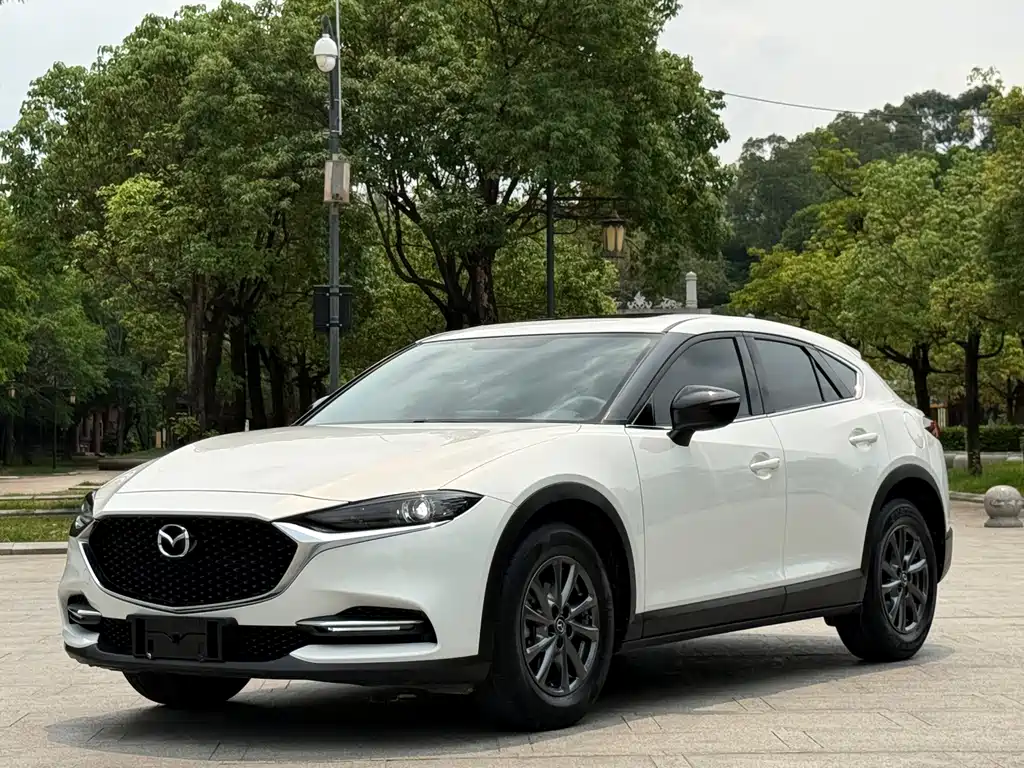 Mazda CX-4 2020 — фото 1