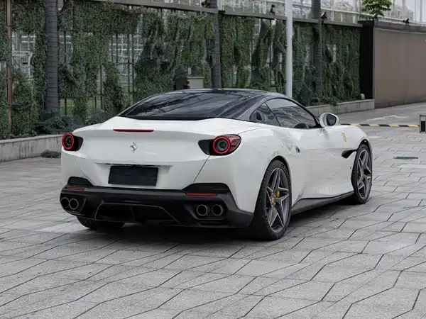Ferrari Portofino 2019