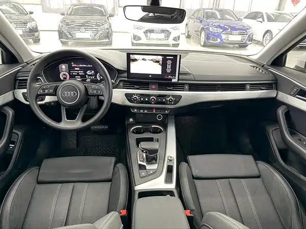Audi A4L 2020
