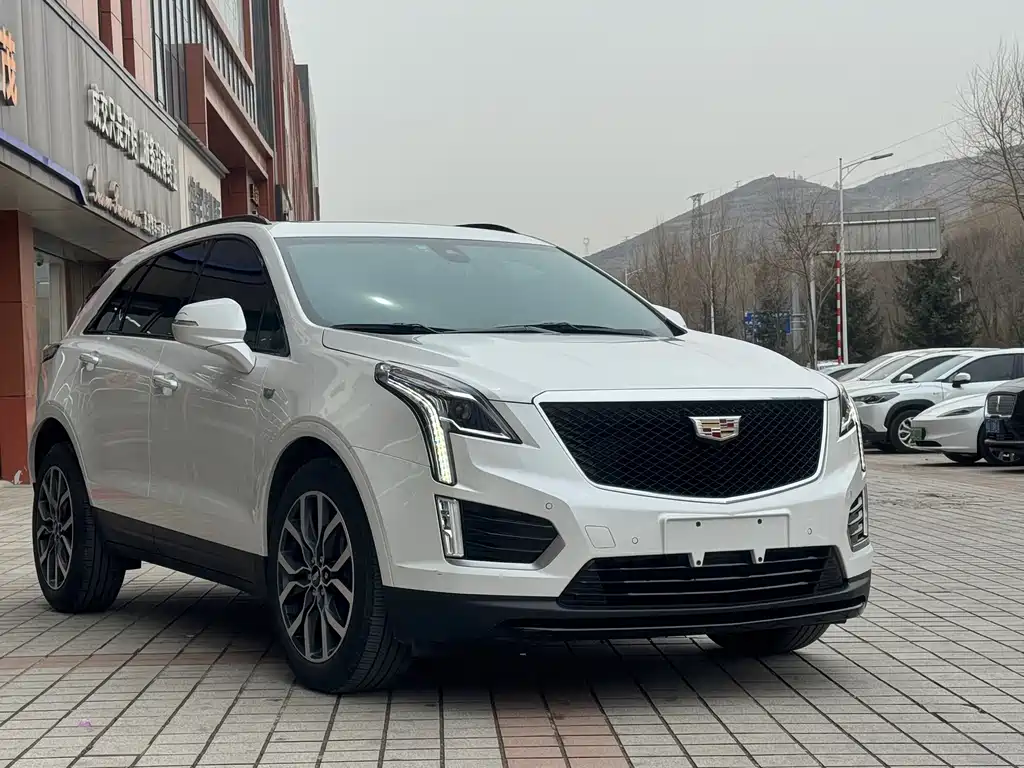 Cadillac XT5 2024 — фото 3