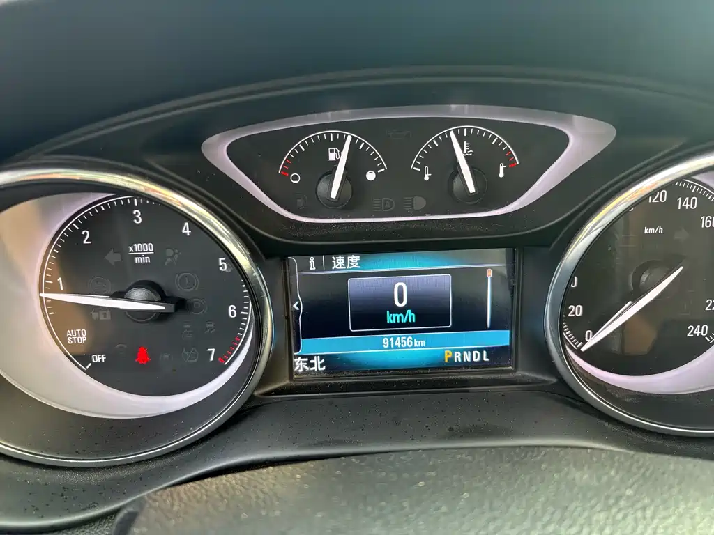 Buick Envision Plus 2019 — фото 11