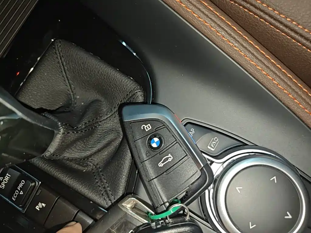 BMW X2 2022 — фото 9