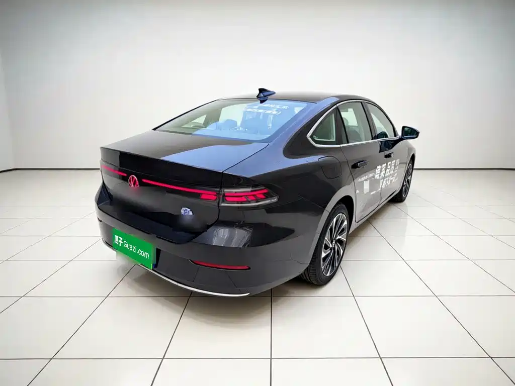 Volkswagen Sagitar 2025