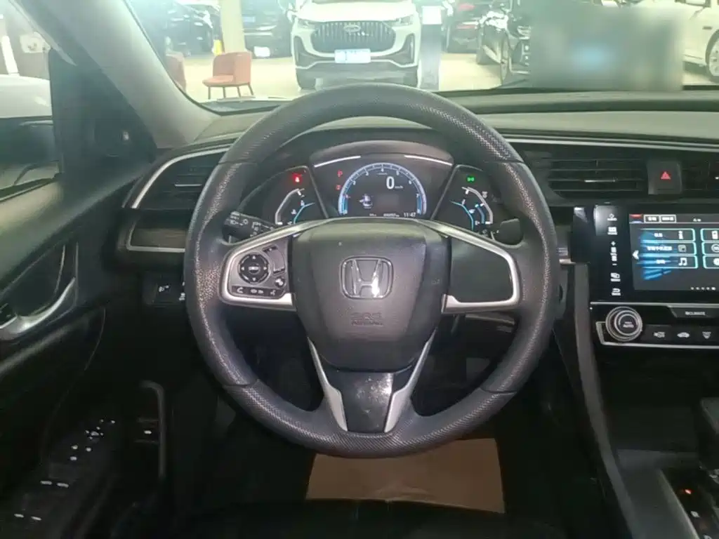 Honda Civic 2019 — фото 11