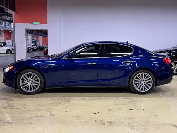 Maserati Ghibli 2015