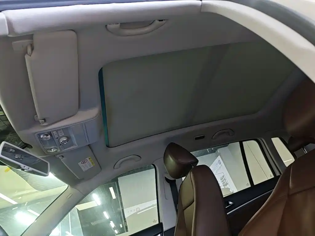 Volkswagen Tiguan 2015 — фото 14
