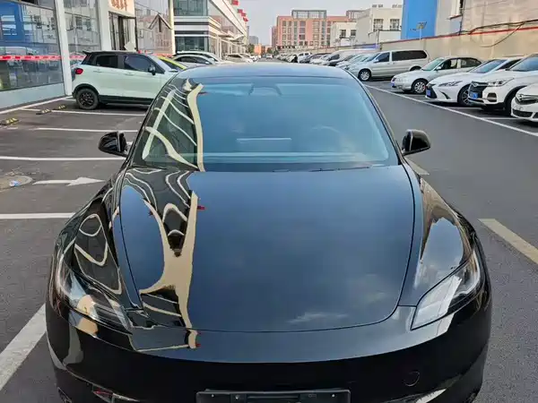 Tesla Model 3 2026