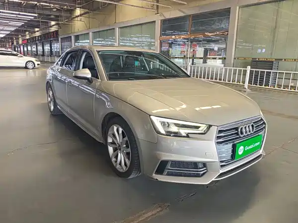 Audi A4L 2018