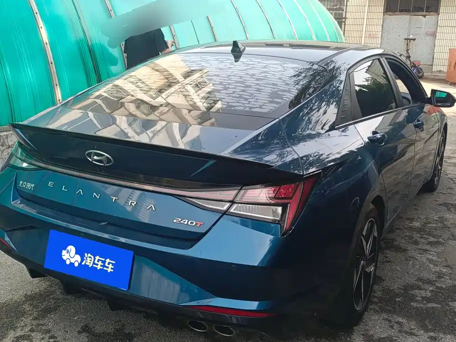 Hyundai Elantra 2021