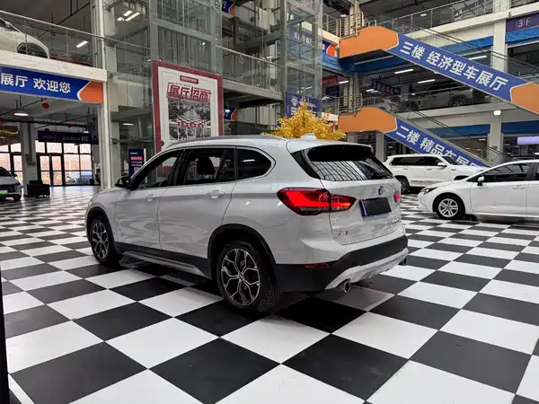 BMW X1 2022