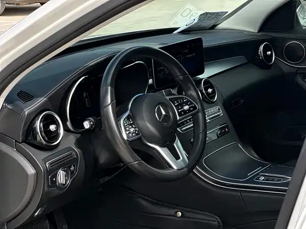 Mercedes-Benz C-Class 2019