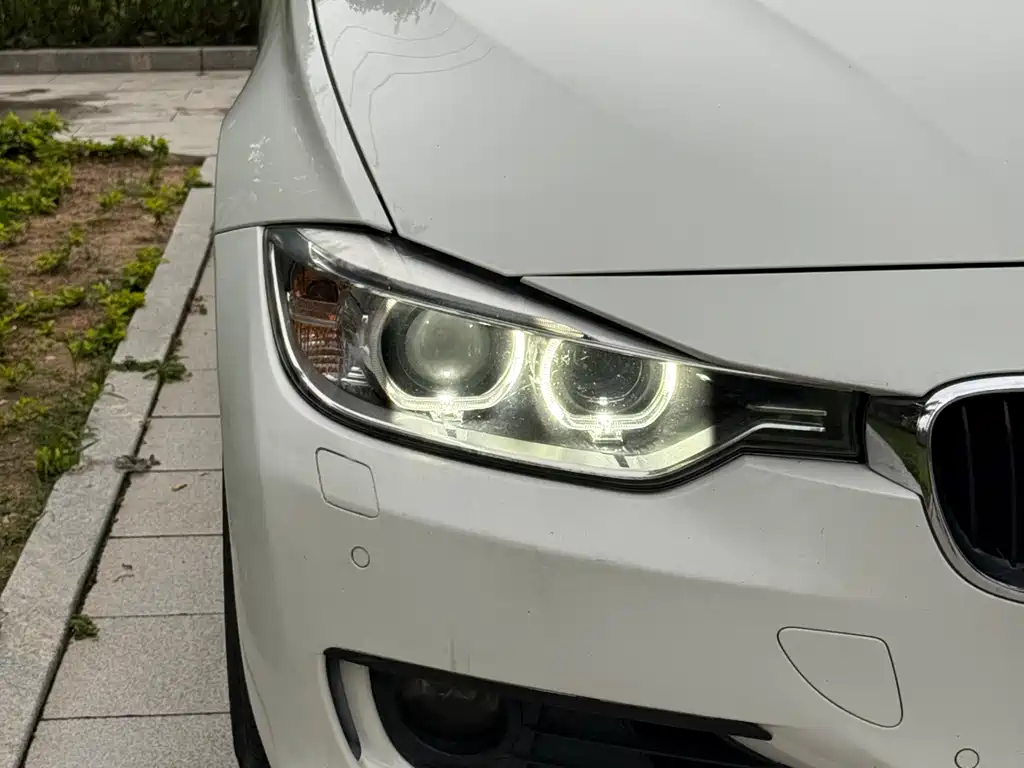 BMW 3 Series 2015 — фото 31