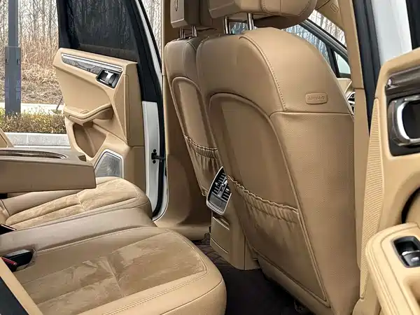 Porsche Macan 2016
