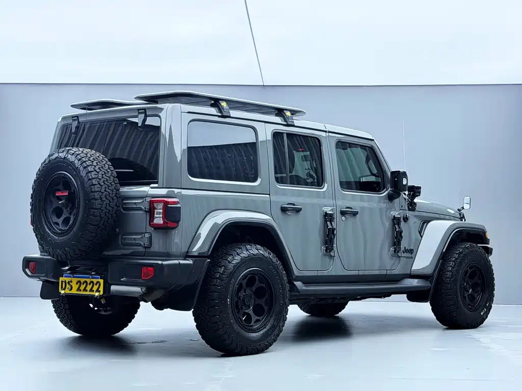 Jeep Wrangler 2022 — фото 12