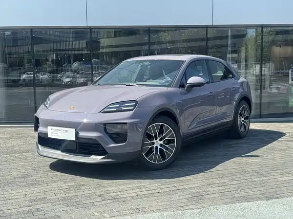 Porsche Macan New Energy 2025