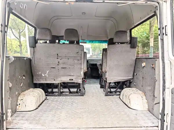Iveco Proud 2014
